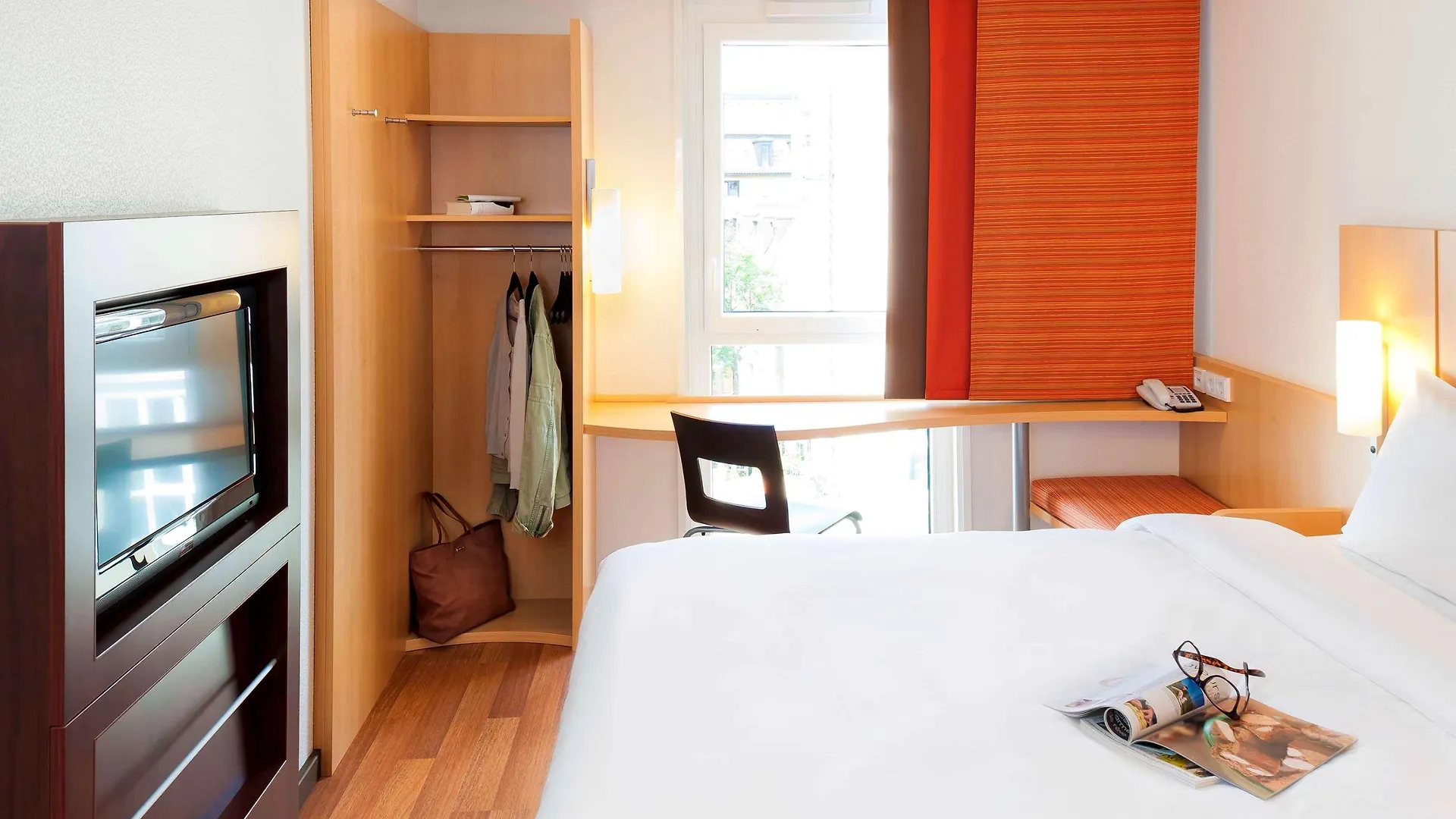Ibis Milano Centro Hotel