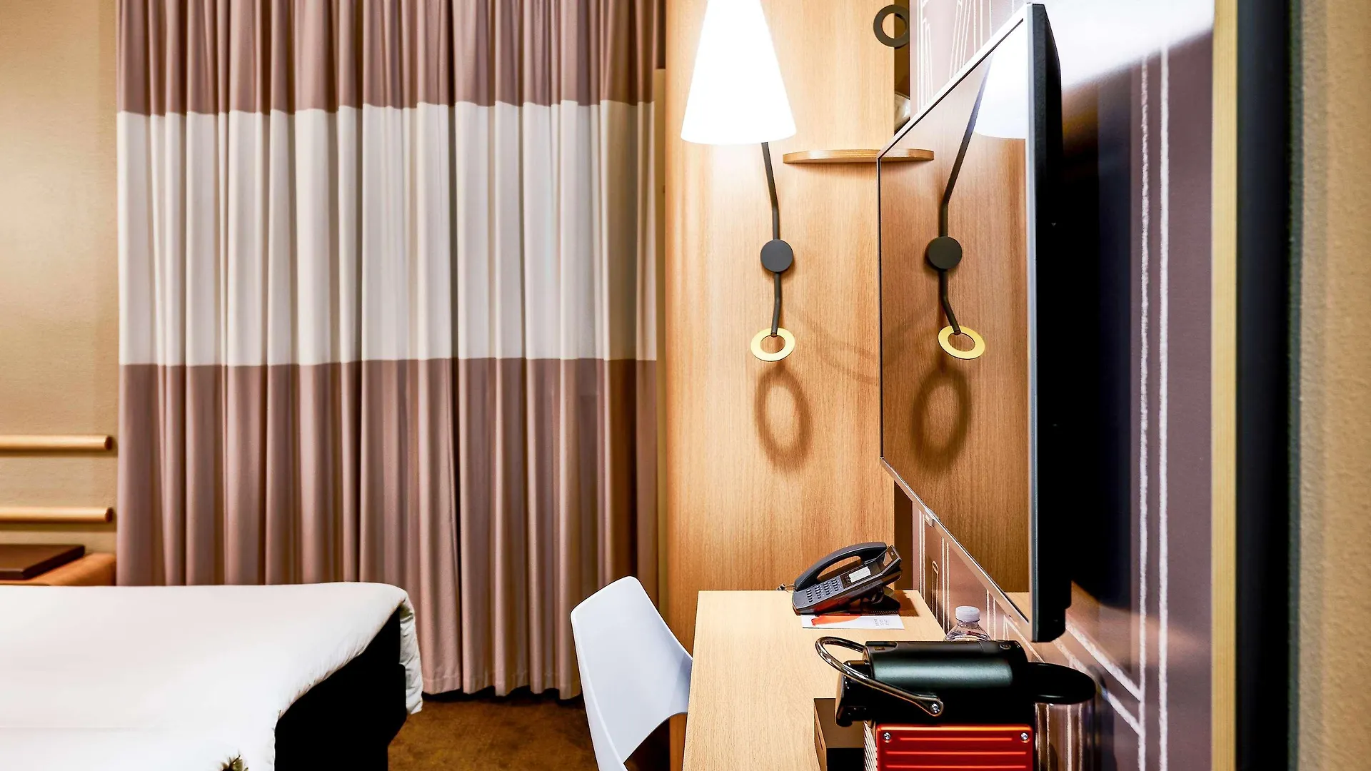 Hotel Ibis Milano Centro Italien
