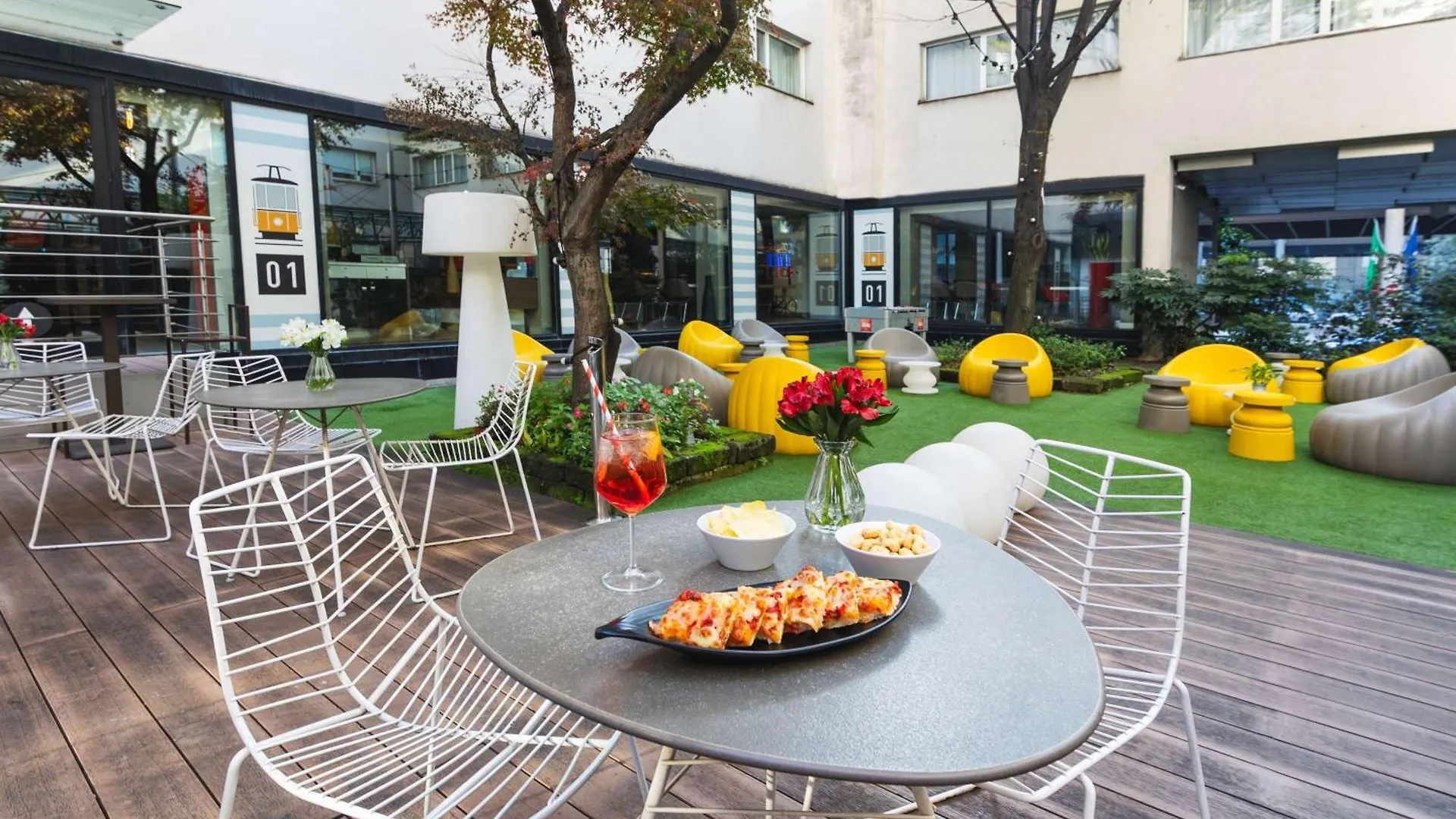 Ibis Milano Centro Hotel 3*, Milan Italy