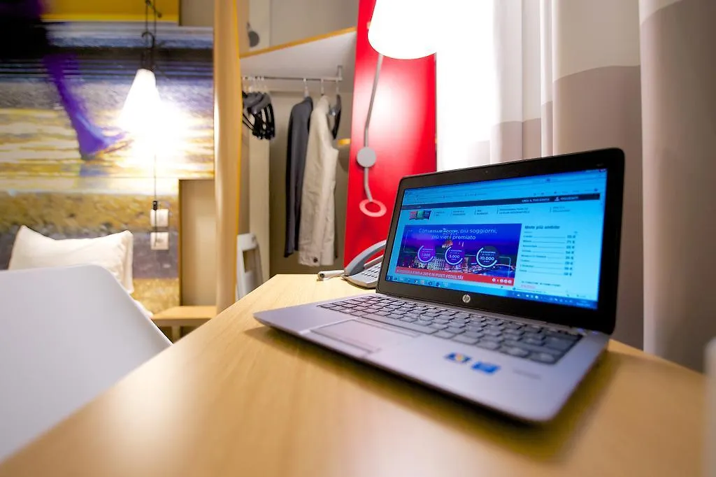 Ibis Milano Centro Hotel Italy